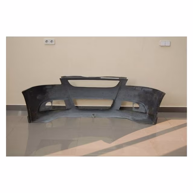 Pare-Choc Avant Volkswagen Passat 01 R32 a 534,93 € TCW5191 chez CAROU TUNING