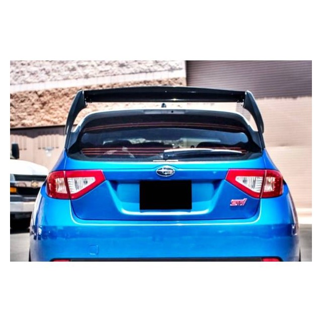 Aileron Subaru '08 WRX Flat Carbone a 962,44 € SLU9292 chez CAROU TUNING