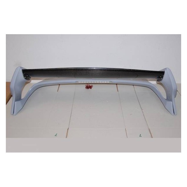 Aileron Subaru '08 WRX Flat Carbone a 962,44 € SLU9292 chez CAROU TUNING