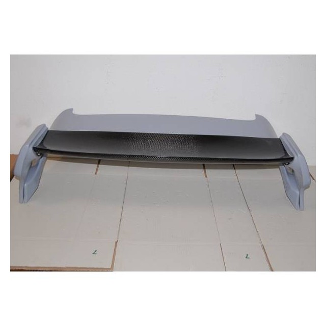Aileron Subaru '08 WRX Flat Carbone a 962,44 € SLU9292 chez CAROU TUNING