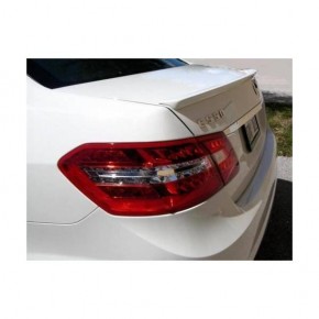 Aileron Mercedes W211 E63 AMG 2010-2013 a 232,02 € SPM6125 chez CAROU TUNING