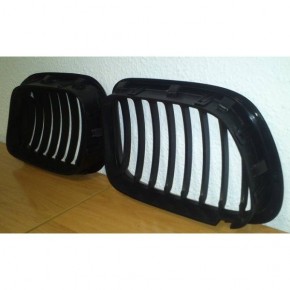 Calandre BMW E53 99-03 a 225,57 € TCB5959 chez CAROU TUNING