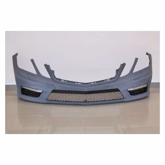 Pare-Choc Avant Mercedes W212 2010-2013 2-4P Look AMG E63 ABS a 835,69 € TCM0050 chez CAROU TUNING