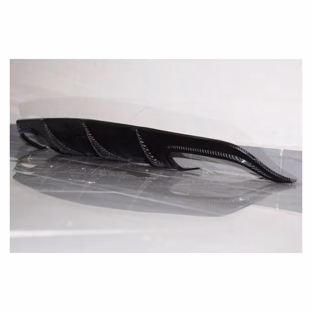 Diffuseur Arrière Mercedes W204 4P 07-10 AMG C63 Carbone a 728,27 € TCM0065 chez CAROU TUNING