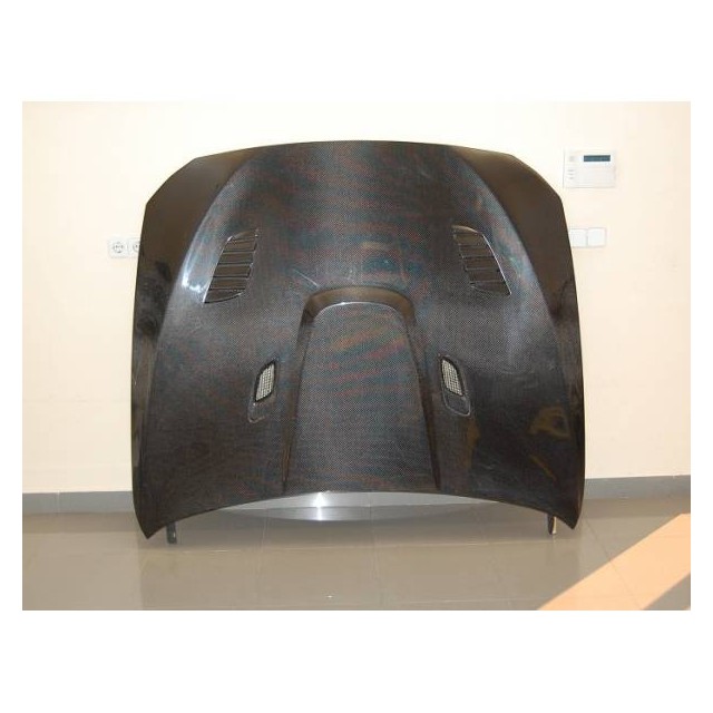 Capot Carbone BMW F10 / F11 Avec Prise D'Air a 1 566,11 € TCB9110 chez CAROU TUNING