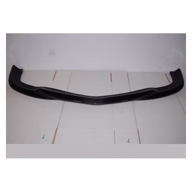 Déflecteur Avant Mercedes W204 07-10 AMG C63 Carbone a 704,64 € TCM0069 chez CAROU TUNING