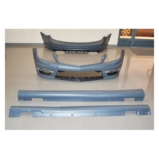 Kit De Carrosserie Mercedes W204 Coupe 2007-2013 Look AMG a 1 523,14 € TCM007700780079 chez CAROU TUNING
