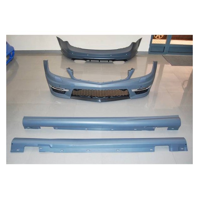 Kit De Carrosserie Mercedes W204 Coupe 2007-2013 Look AMG a 1 523,14 € TCM007700780079 chez CAROU TUNING