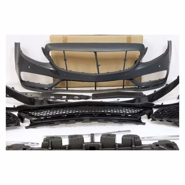 Pare - Choc Avant Mercedes W205 2014-2018 2P / 4P / SW look AMG C63 a 857,17 € TCM0200101641 chez CAROU TUNING
