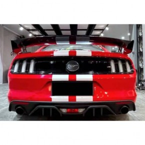 Aileron Ford Mustang Look GT500 Racing a 554,26 € SP86014 chez CAROU TUNING