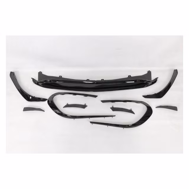 Déflecteur Avant Mercedes W117 Facelift 2017+ Look AMG A45 Noir brillant a 489,81 € TCM1174 chez CAROU TUNING