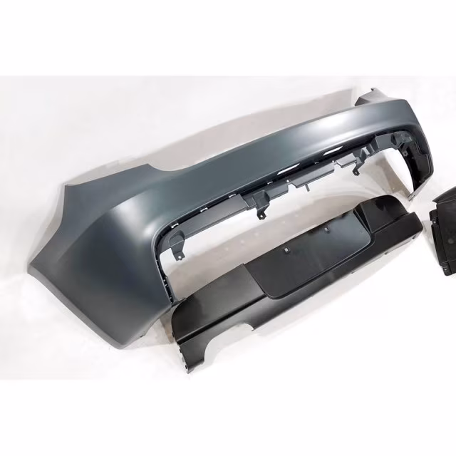Kit De Carrosserie BMW E81 3P look M-Tech a 1 695,01 € TCB6208162096211 chez CAROU TUNING