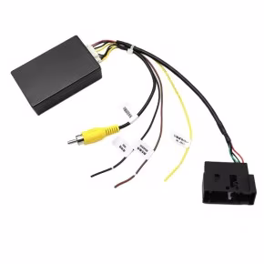  Adaptateur de caméra de recul  pour Volkswagen RCD ET  RNS RNS315 12V à  79,00 €  Chez CAROU TUNING CONCEPT en GuadeloupeAdaptateur de caméra de recul  pour Volkswagen RCD ET  RNS RNS315 12V