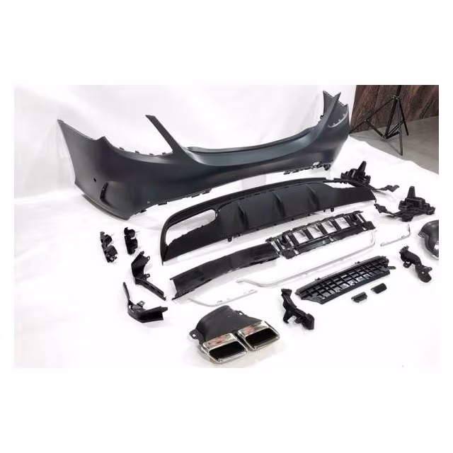 Pare-Choc Arrière Mercedes W205 2014-2018 4P Look C63 Tuyères a 1 050,52 € TCM01360096 chez CAROU TUNING